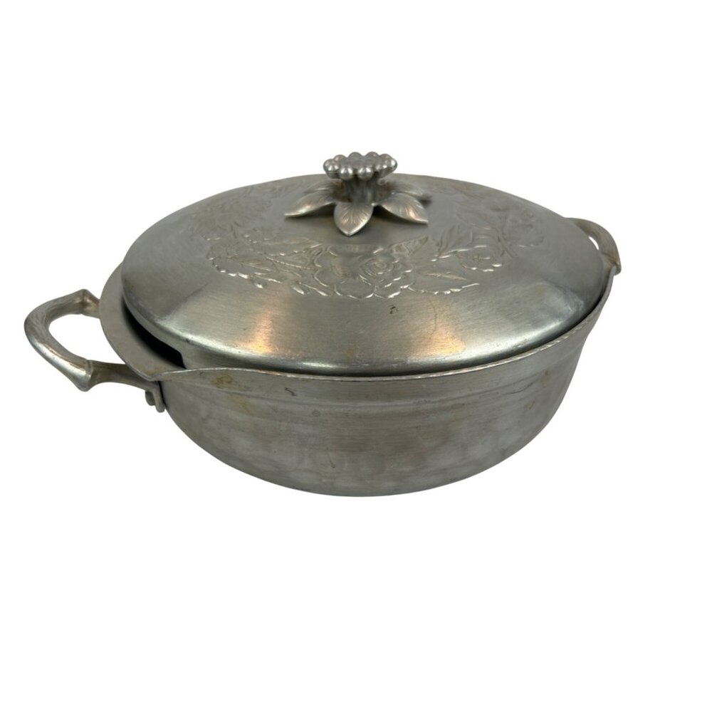 Vintage Everlast Forged Aluminum Lidded Casserole Dish Handles Floral